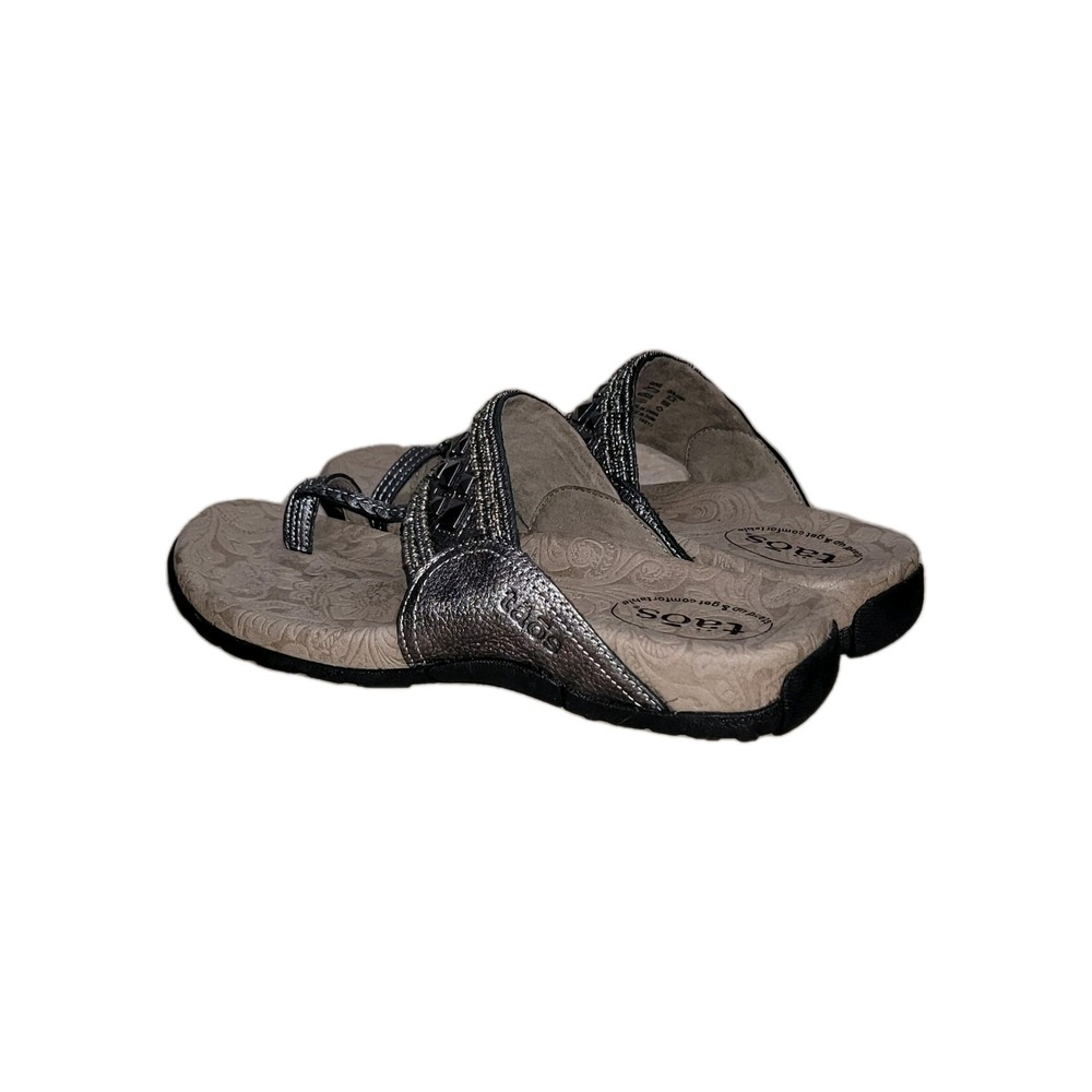 Taos Genie Womens Size 7 Gray Studded Toe Loop Beaded Leather Comfort Sandals - Picture 3 of 13